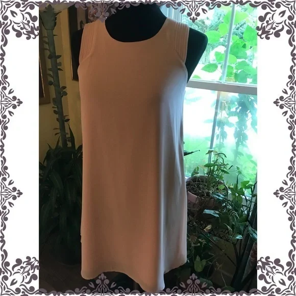 BEAUTIFUL BLUSH TOP💕💕💕 - Picture 3 of 8